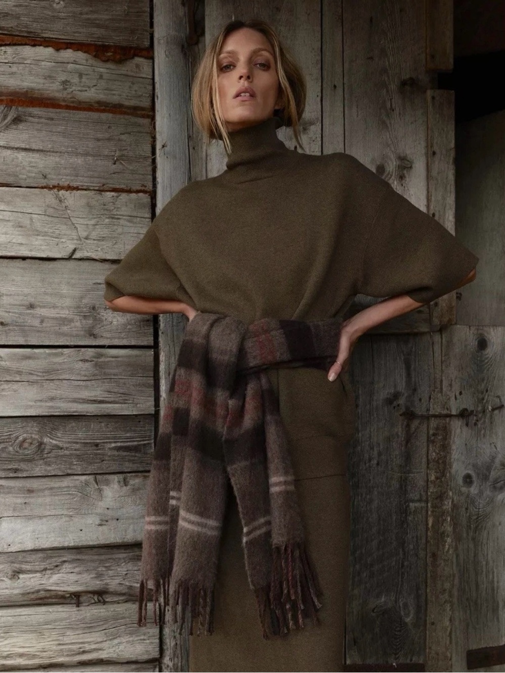 Zara Olive Green Turtleneck Short Sleeve Knit Sweater M Oversized Minimalist